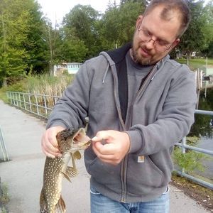 Meet your Posher, Adam